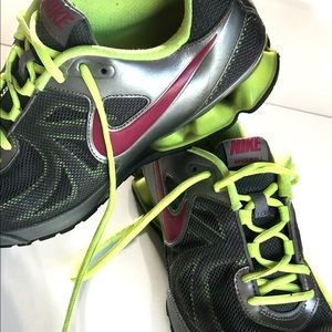 Nike Reax Run 7 - Fuschia/Gray/Neon Green